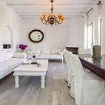 מלון Mykonos Dream 4*