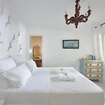 Mykonos Dream מלון 4*